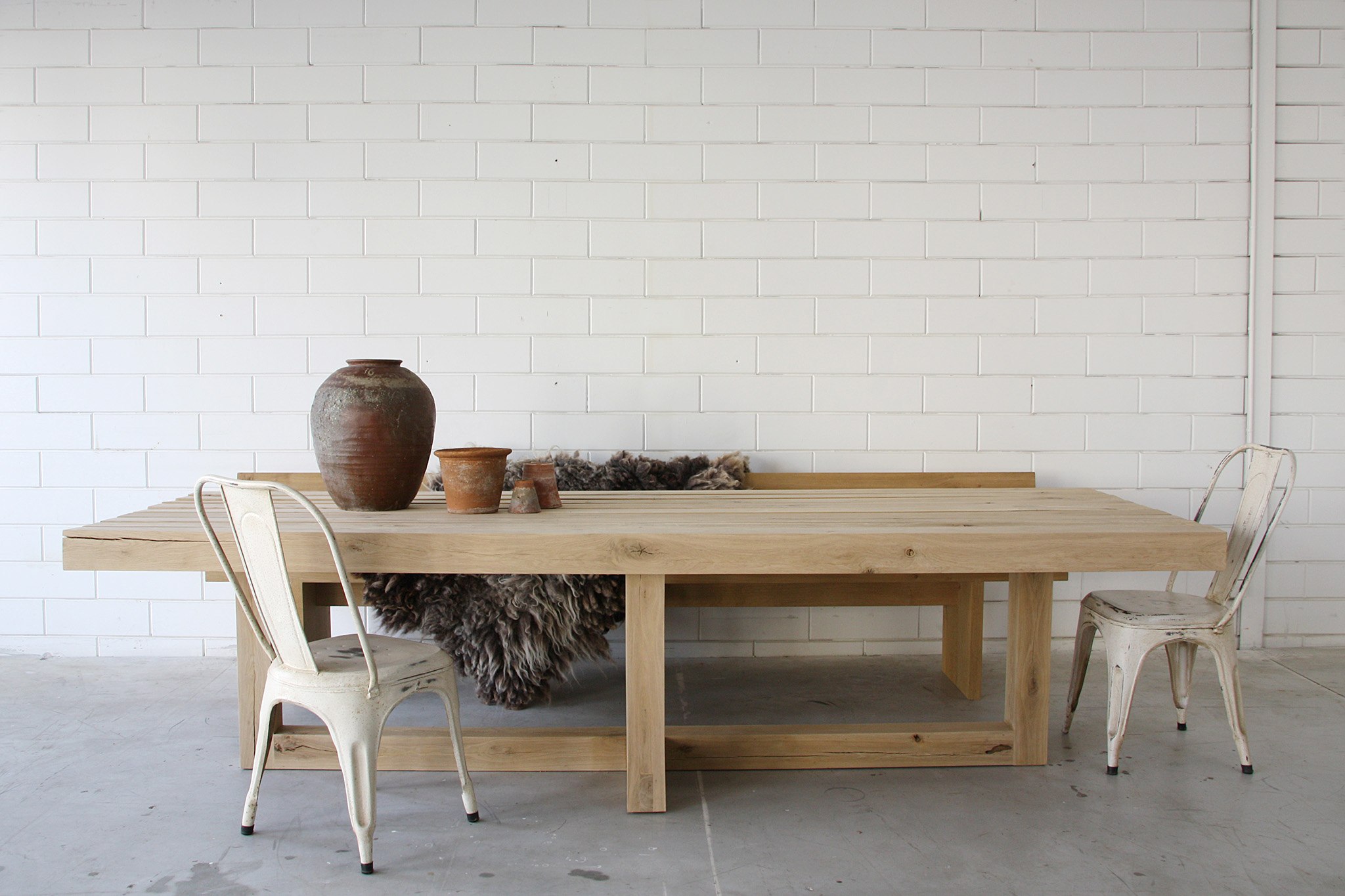 JOHN BUITEN tuintafel / ontwerp uit 2014 van Joeri Koolhoven
